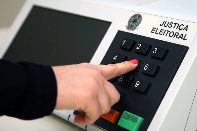 TSE define limite para contratação de pessoal nas campanhas eleitorais de 2026