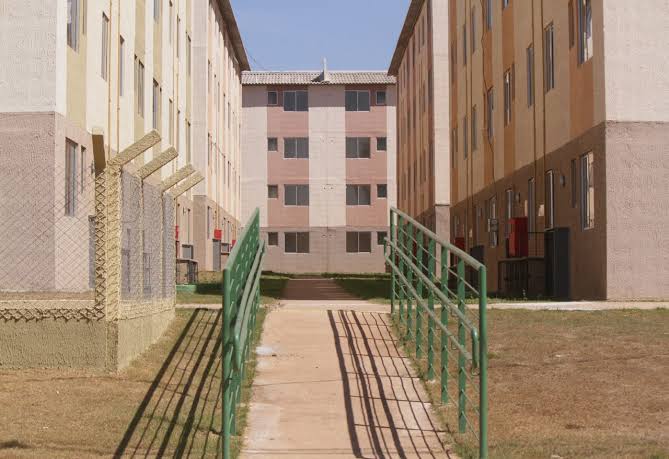 Homem é executado após criminosos invadirem seu apartamento em Porto Velho