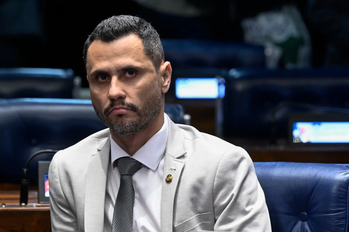 Após meses enrolando, Republicanos não quer mais candidatura de Cleitinho: "Faltou decisão"