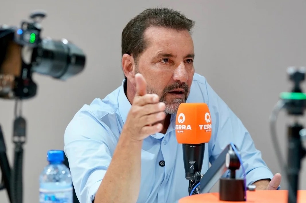 Hildon Chaves condena gestão de saúde  baseada na “ambulancioterapia”