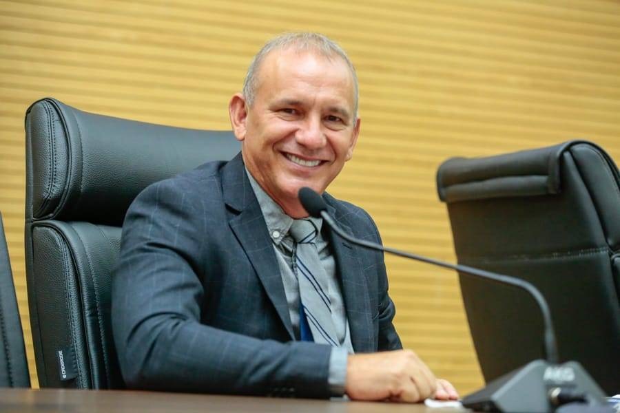 TJRO mantém condenação de Ezequiel Neiva por improbidade e rejeita recursos da defesa
