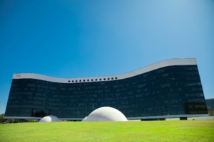 Em semestre eleitoral, TSE julga regras para pesquisas e propaganda