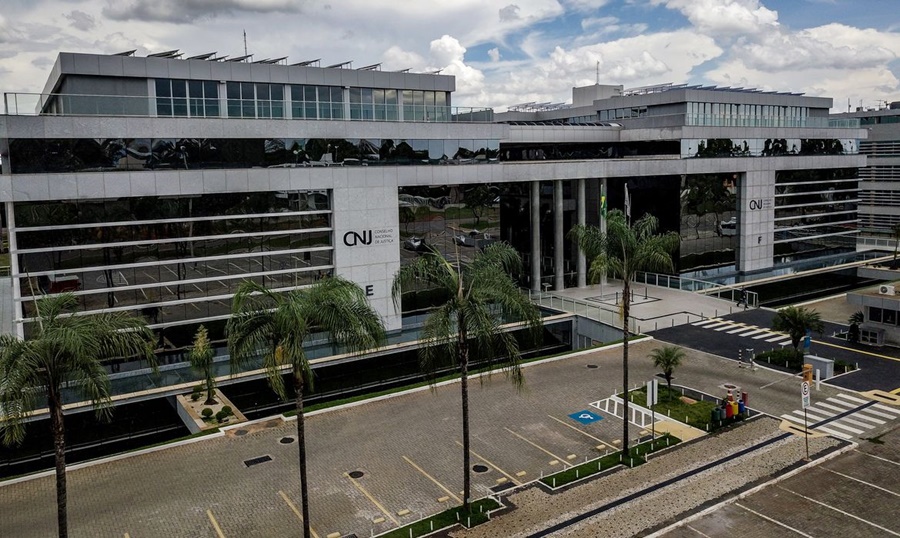 CNJ acaba com aposentadoria compulsória como punição máxima para juiz