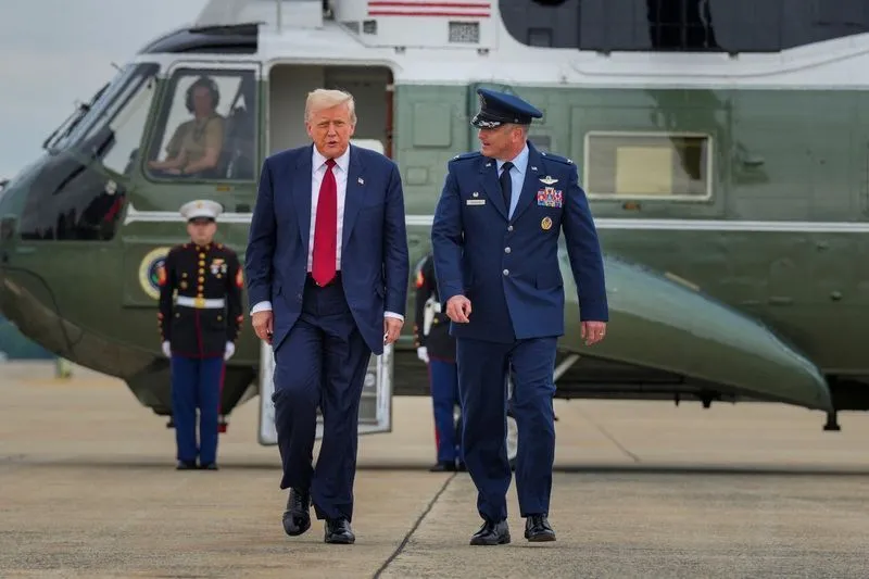 EUA investigam incidente de segurança aérea envolvendo helicóptero de Donald Trump
