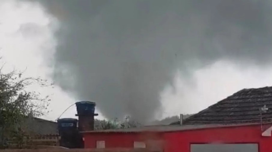 Ciclone bomba traz novos ventos para o Sul nesta sexta-feira, alerta Instituto de Meteorologia
