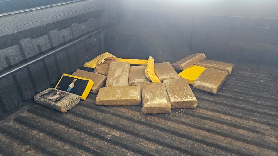 Apreensão de quase 250 kg de drogas na BR-364 termina com dois presos em Alto Paraíso