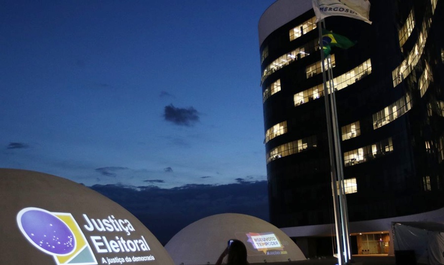 TSE nega hackeamento após Flávio aparecer filiado ao Missão