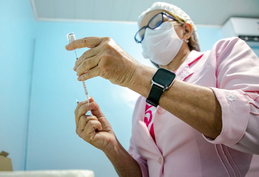 Multivacinação segue nas unidades de saúde com foco na atualização da caderneta
