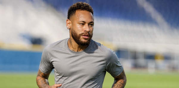 Jogador Neymar  Júnior deixa 2027 sem resposta 
