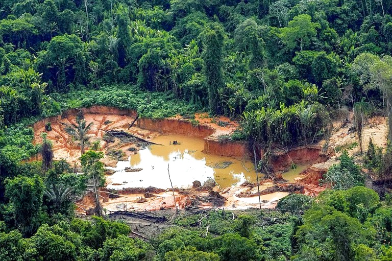 Justiça aceita denúncia contra acusado de liderar garimpo ilegal de diamantes em Rondônia