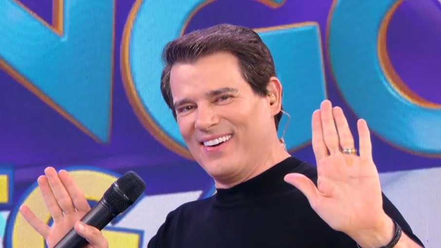 Oferta da TV Globo para o apresentador Celso Portiolli causa pânico nos bastidores do SBT
