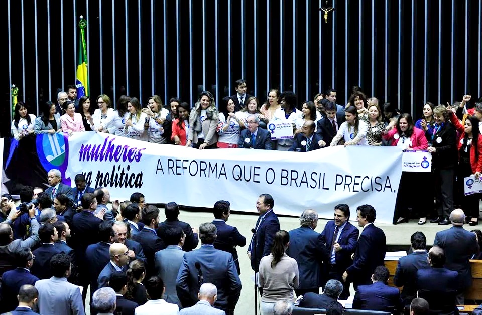 Participação de mulheres nas eleições cai 33% em RO e disputa pelo governo terá apenas homens