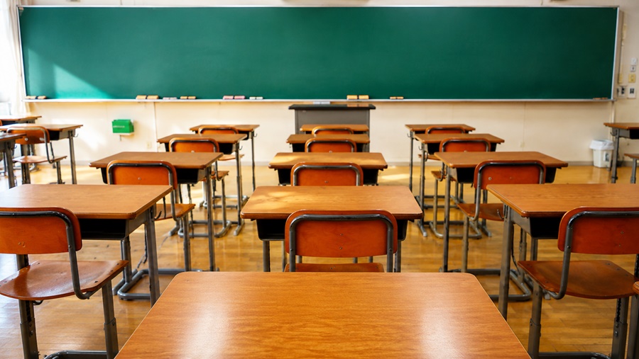MPRO recomenda às escolas particulares de PVH adequação às regras sobre a proibição de celulares