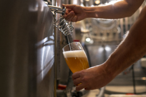 Sem embriaguez, cerveja no almoço não justifica demissão por justa causa
