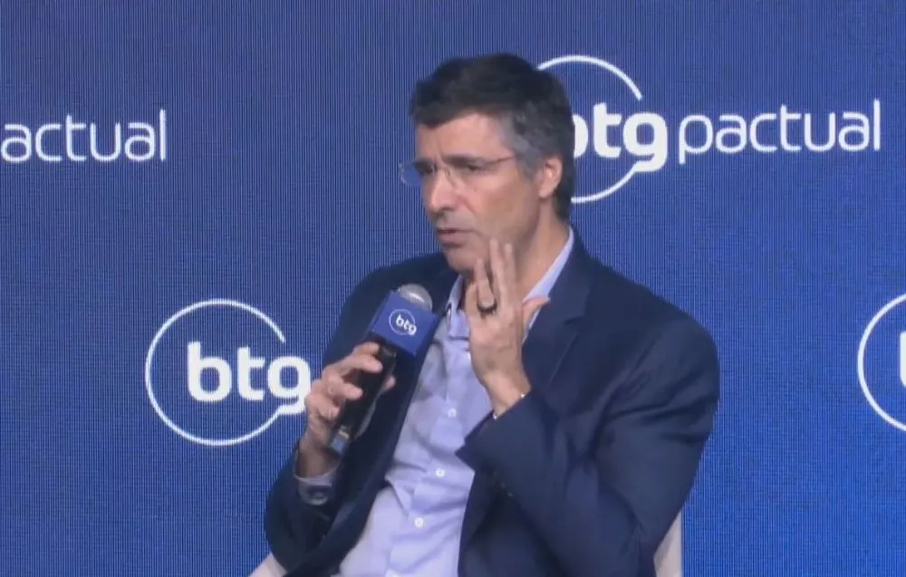Presidente Donald Trump se reúne com André Esteves e discute cenário econômico do Brasil
