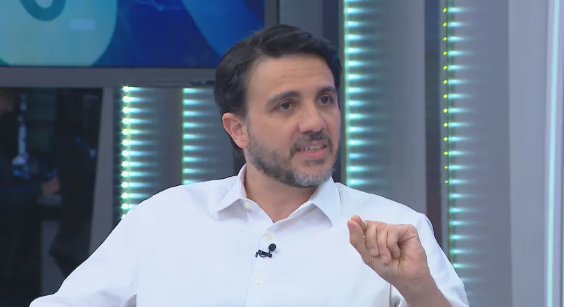 TSE suspende campanha de Renan Santos por tentar enganar a Justiça Eleitoral: “Ilicitudes” 