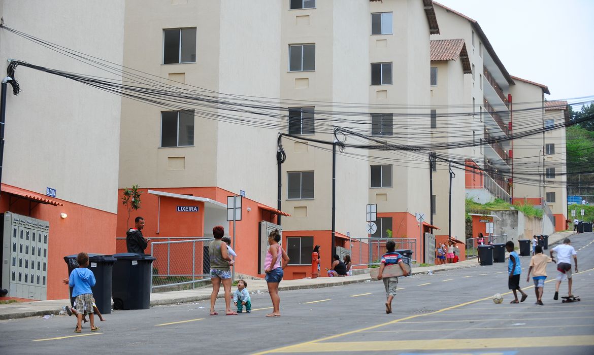 Bolsa Família não terá reajuste previsto no Orçamento de 2027
