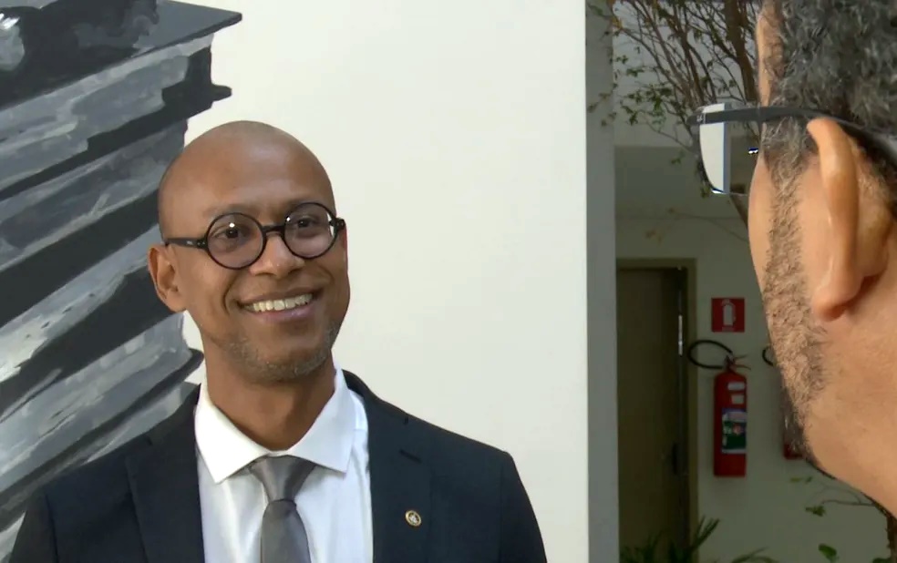 Juiz é demitido pelo TJ-RO após 12 condutas  irregulares; defesa alega racismo