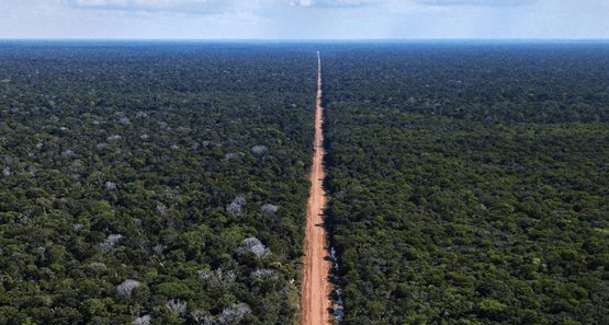 Lula promete resolver novela da BR-319 que liga Porto Velho e Manaus
