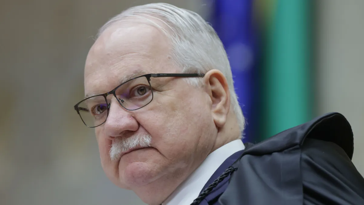 Fachin cancela sessão plenária após mais uma escalada da crise no STF: "Guerra total"
