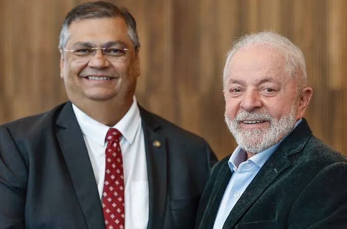 Decisão de Dino joga República no caos e é criticada até por políticos de esquerda