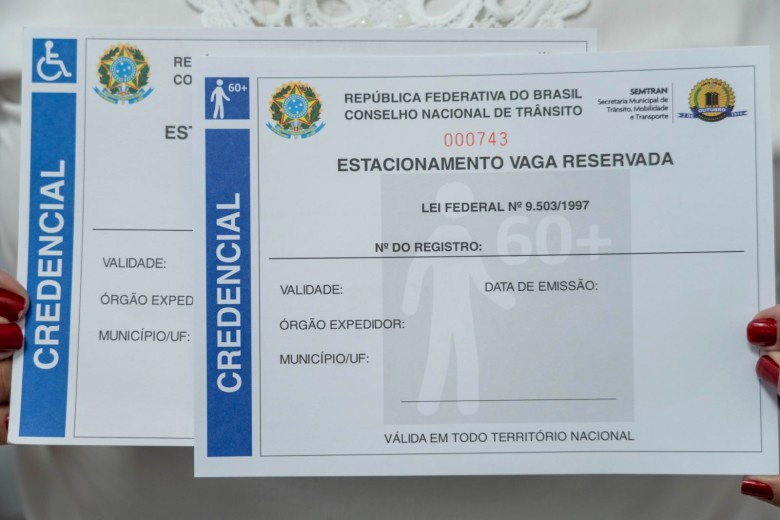 Credencial de estacionamento para idosos pode ser solicitada pelo PVH+