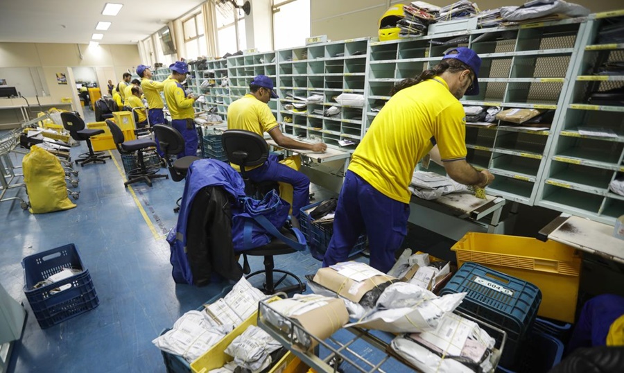 Greve nos Correios: Tribunal Superior do Trabalho determina manutenção de 80% do efetivo