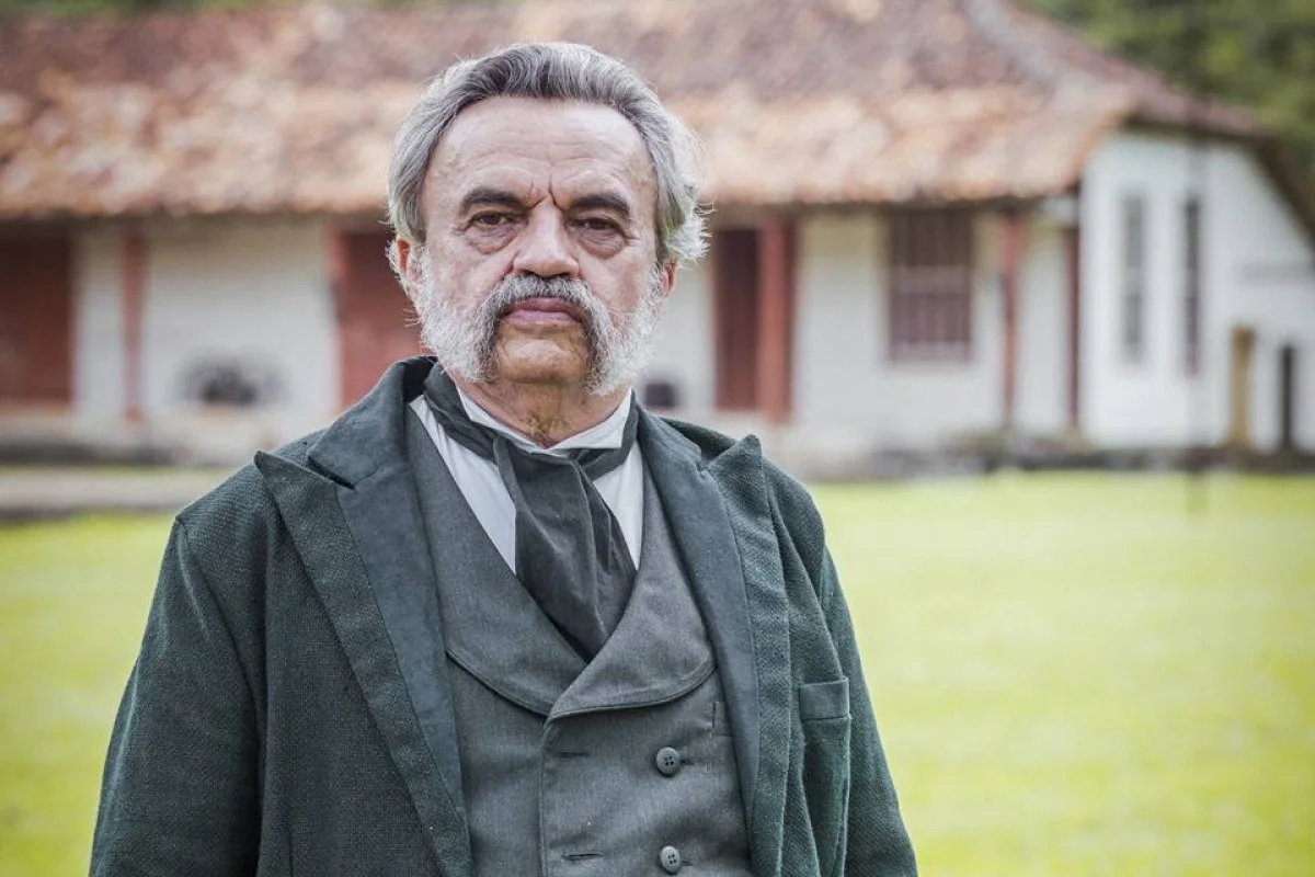 Justiça nega prisão domiciliar a José Dumont, ex-ator da globo condenado por estupro

