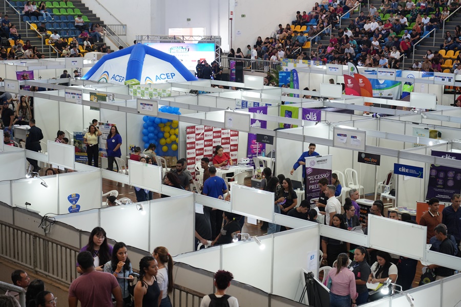 Mais de mil vagas estarão disponíveis no Feirão de Emprego