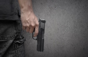 Arma que não efetua disparos afasta condenação por posse, afirma TJ-SP