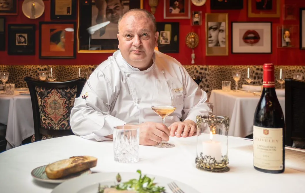 Érick Jacquin do "MasterChef" passa por procedimento de emergência no coração
