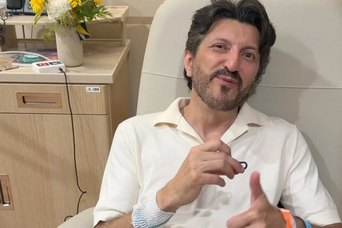 Esposa de Lito Sousa diz que remédio experimental avança “em ritmo diferente”