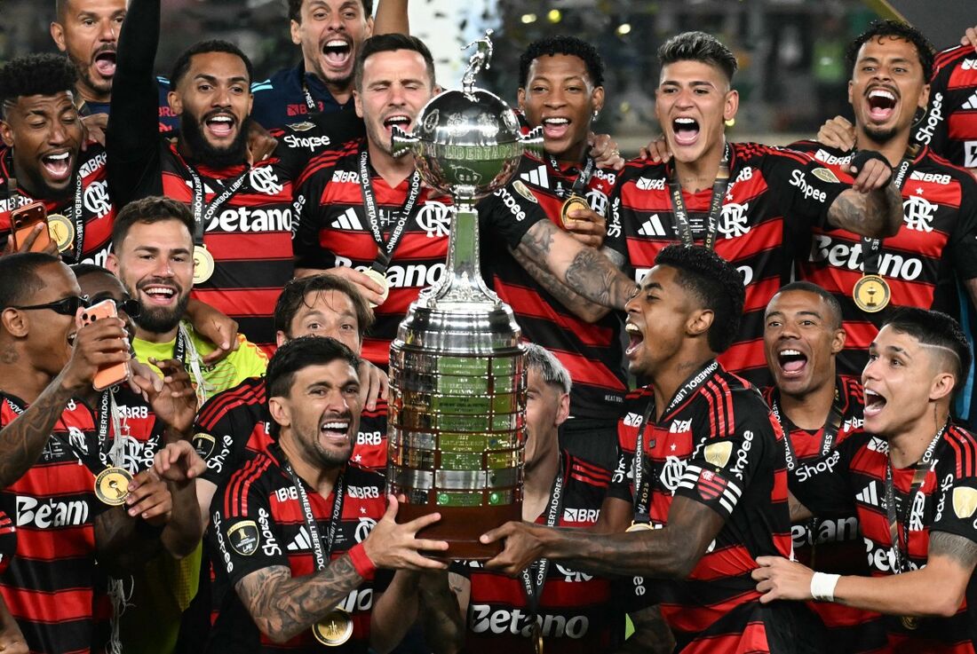 Flamengo deve perder jogadores e reduzir investimentos no futebol após fim das bets