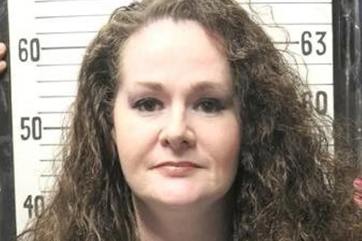 Mulher que seria executada no Tennessee sobrevive à injeção letal: "Substância química"
