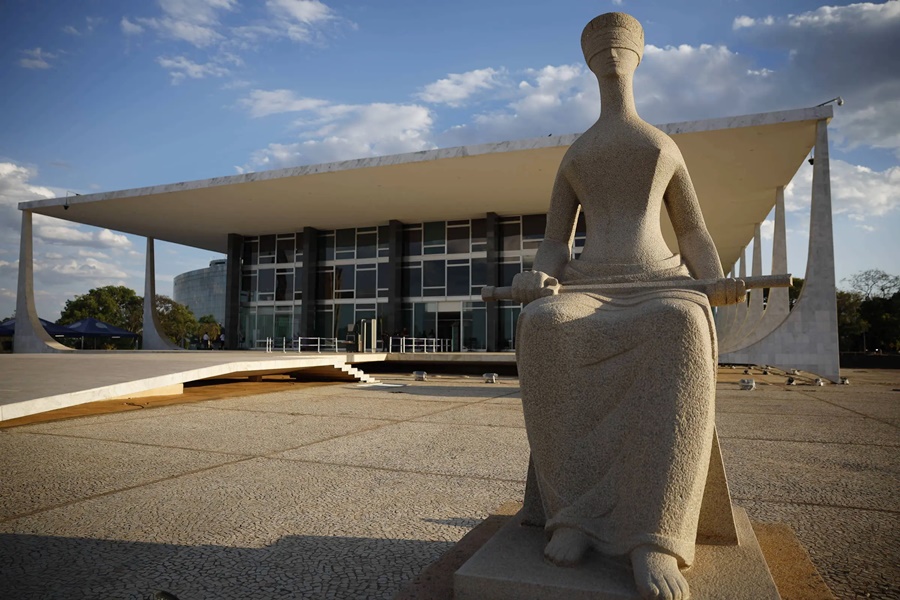 Bolsonaristas do Senado podem tirar do STF competência criminal
