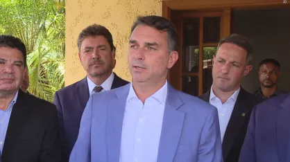 Podemos declara apoio a Flávio no segundo turno e aliados já somam mais de 300 deputados
