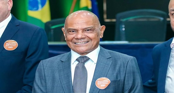 Pastor Ivanildo reclama de “rasteira” e perde presidência da Câmara 