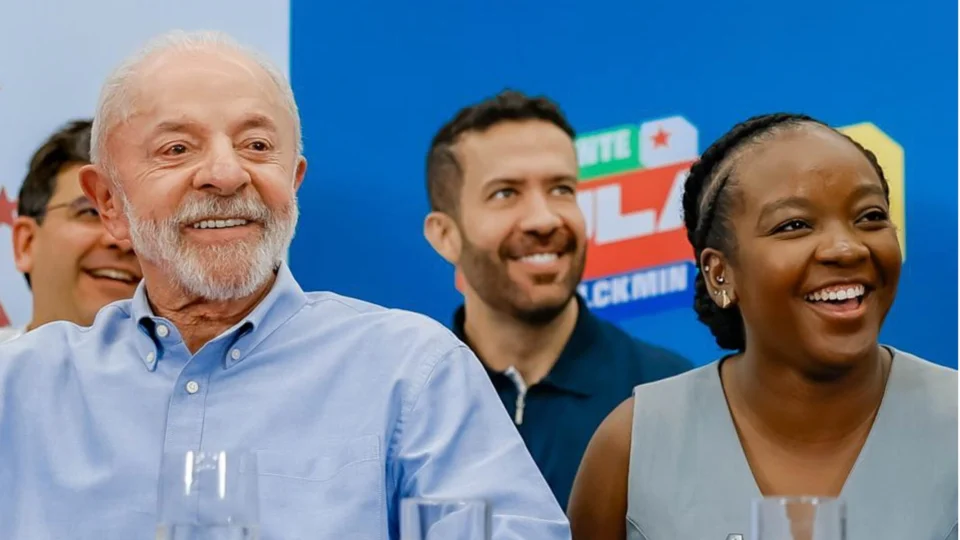 Nova chefe de campanha de Lula pediu fechamento de igrejas: "Esses crentes só fazem m..."