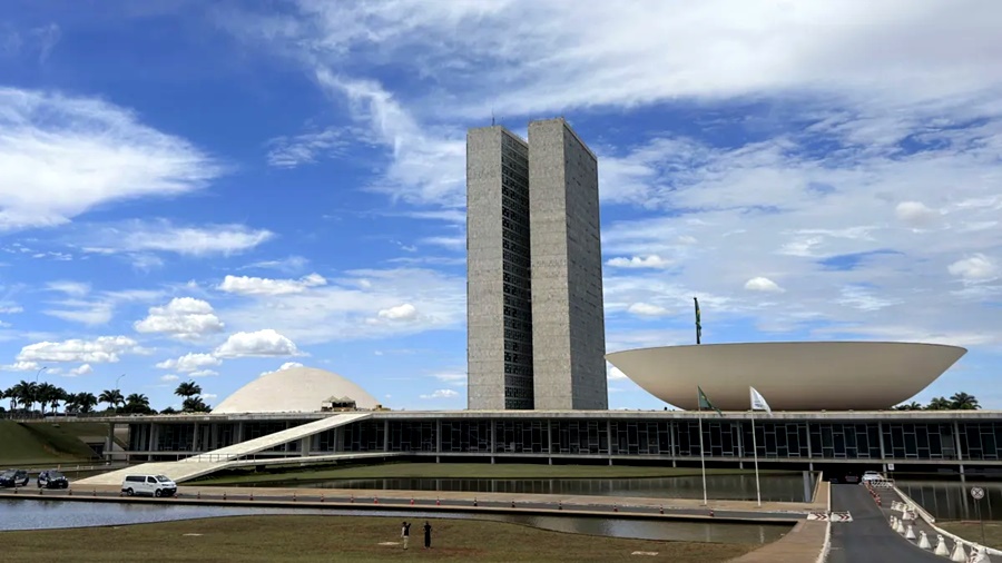 Congresso tem ao menos 57 propostas sobre fim da reeleição para presidente