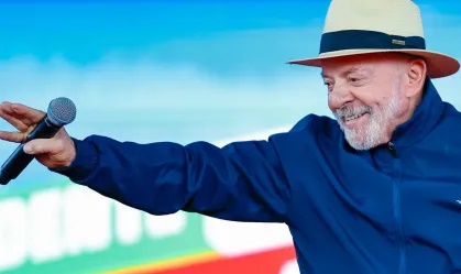 A 12 dias do 2º turno, Lula vai distribuir R$ 5 mil a MEIs