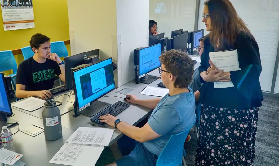 Ministério da Educação libera novas formações online para professores