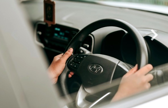Quanto custa tirar a CNH em 2026? Veja os valores, as etapas e as novas regras para obter a habilitação
