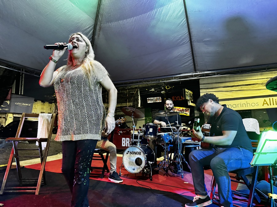 Sarau Brasilidades valoriza a MPB e transforma público em protagonista no Mercado Cultural
