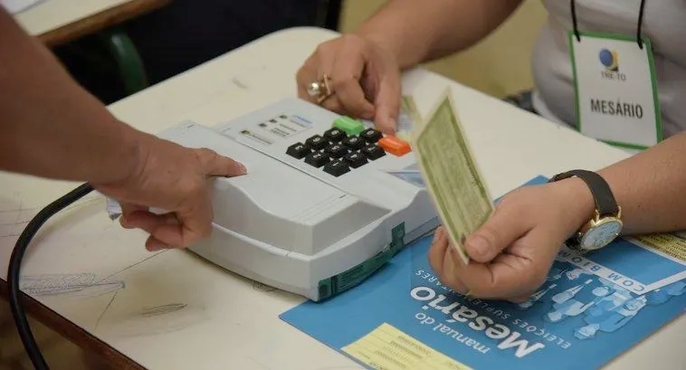 Tribunais Regionais Eleitorais dizem que mudanças nos locais de votação são excepcionais