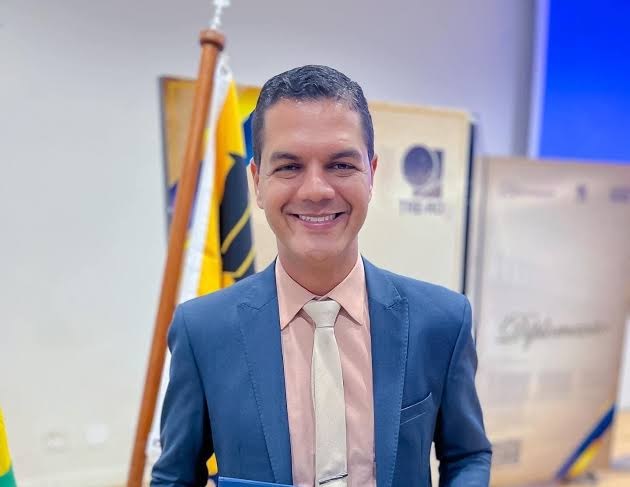 Deputados do PSD começam a migrar para o grupo de Marcos Rogério
