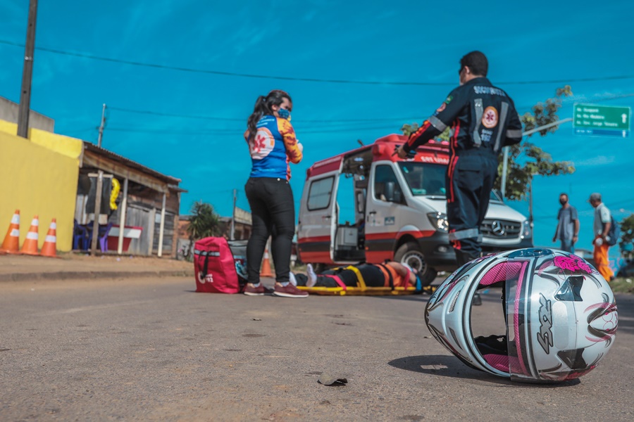 Motocicletas estão envolvidas em 82% dos acidentes de trânsito atendidos pelo Samu em Setembro
