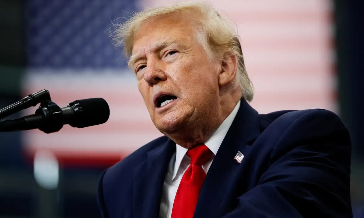 Sentimento anti-Trump beneficia democratas, aponta pesquisa de meio de mandato
