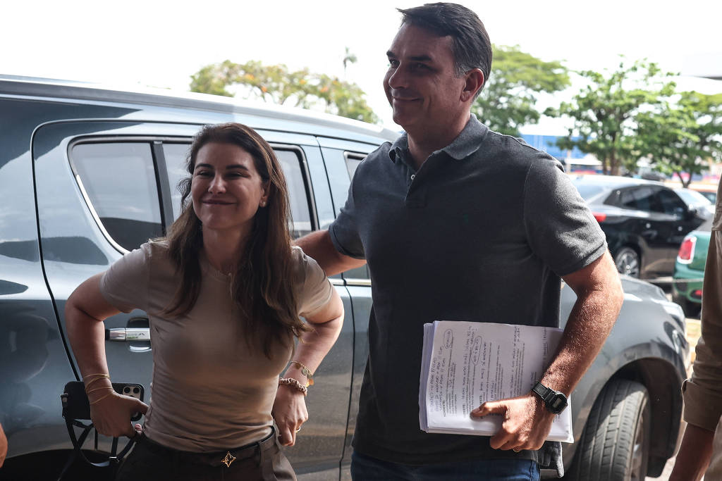 Anotações de Flávio vazam antes de debate e ligam alerta no PT: "Ele se preparou muito"