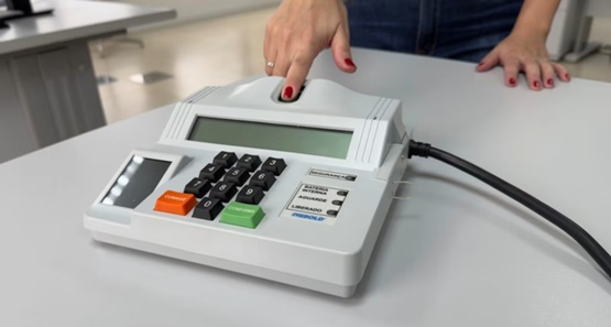 Eleitor que pediu voto em trânsito no segundo turno pode consultar o local no e-Título