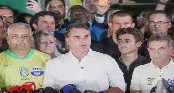 Flávio não reconhece vitória de Lula e tentará anulação do pleito